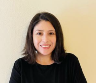 Bernadette Ramirez headshot